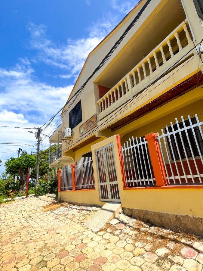 Hostal Mom Mariela San Andrés Exteriör bild