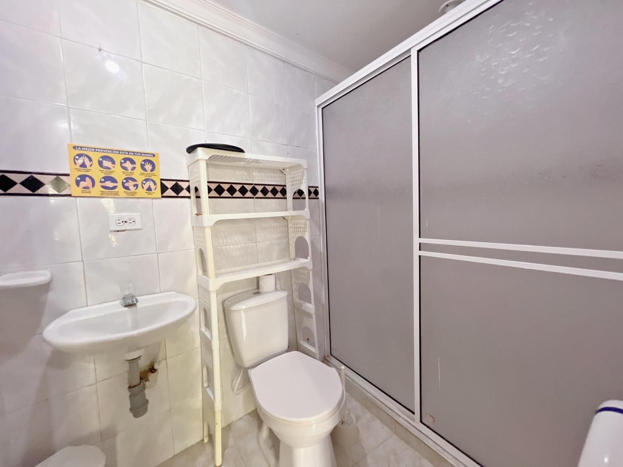 Hostal Mom Mariela San Andrés Exteriör bild